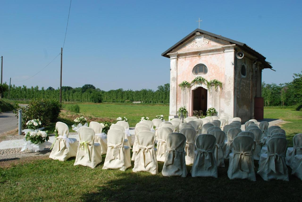 Cascina Mora Bassa Vigevano Exterior foto